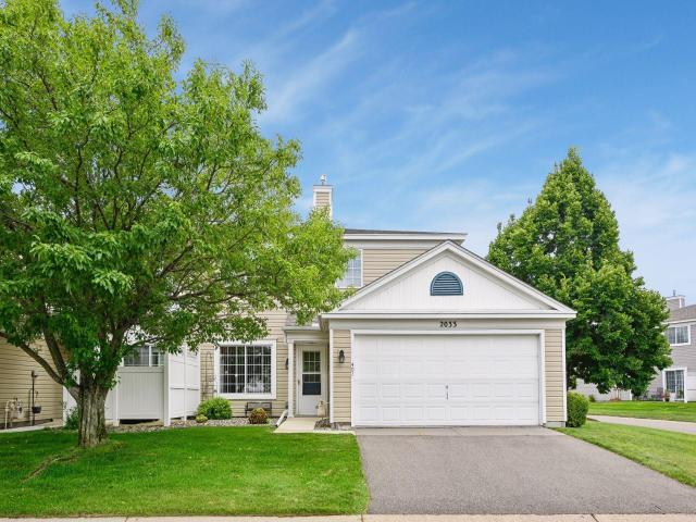 2033 Southcross Drive W Unit 401 Burnsville MN 55306 - MLS# 7106328
