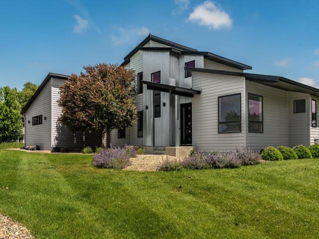 4080 Ironton Lane SW Plainview MN 55902 - MLS# 7106405