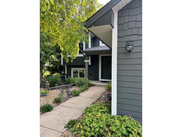 1957 Park Ridge Drive Chaska MN 55318 - MLS# 7106457