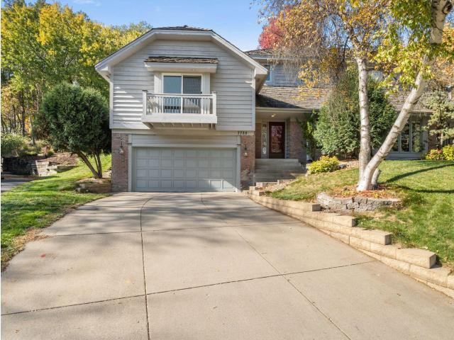 7735 Tanglewood Court Minneapolis MN 55439 - MLS# 7106470