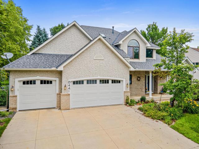 8441 W Lake Drive Chanhassen MN 55317 - MLS# 7106639