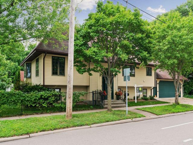 707 Hamline Avenue S Saint Paul MN 55116 - MLS# 7106754