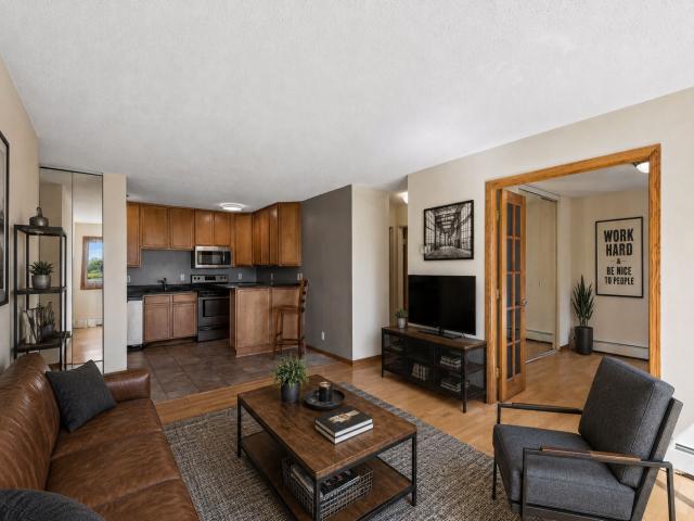 1800 Lasalle Avenue Unit 101 Minneapolis MN 55403 - MLS# 7106787