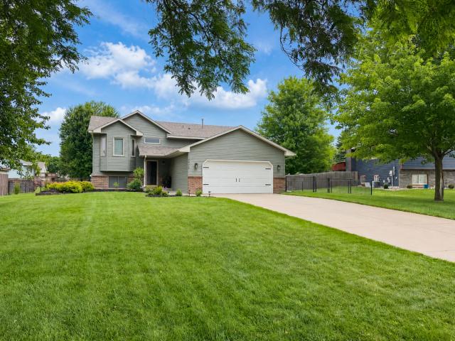 9355 Jarrod Avenue S Cottage Grove MN 55016 - MLS# 7106811