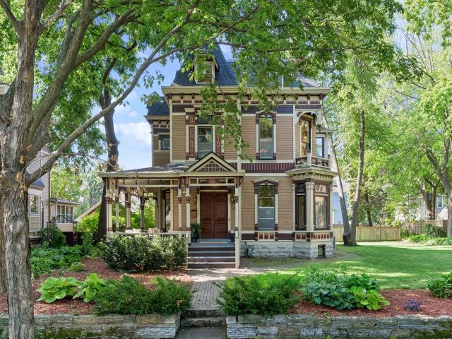 422 Laurel Avenue Saint Paul MN 55102 - MLS# 7106831