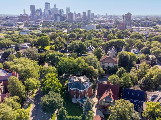 1203 Mount Curve Avenue Minneapolis MN 55403 - MLS# 7107025