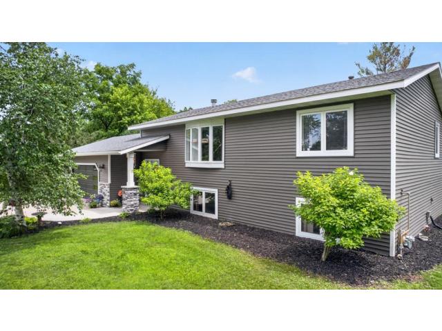 5746 Logan Street SE Rochester MN 55904 - MLS# 7107163