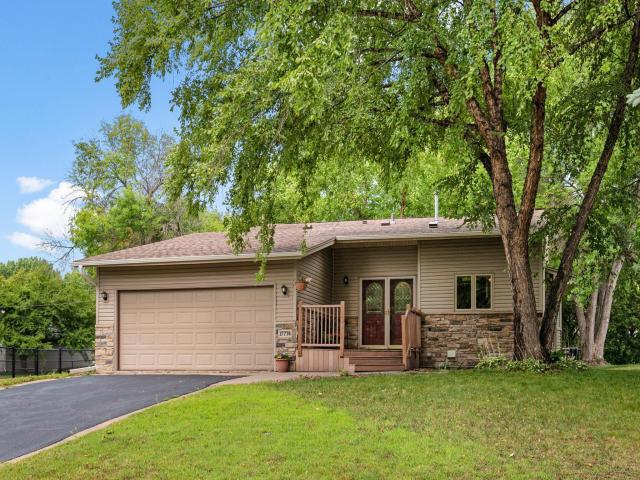 17774 Weaver Lake Drive Maple Grove MN 55311 - MLS# 7107234