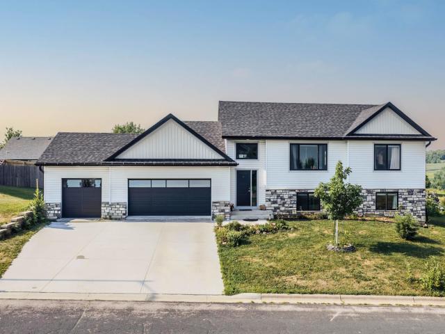 856 Golfview Avenue Zumbrota MN 55992 - MLS# 7107265