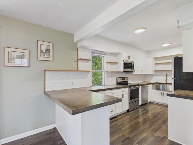 2562 Fairview Avenue N Saint Paul MN 55113 - MLS# 7107373