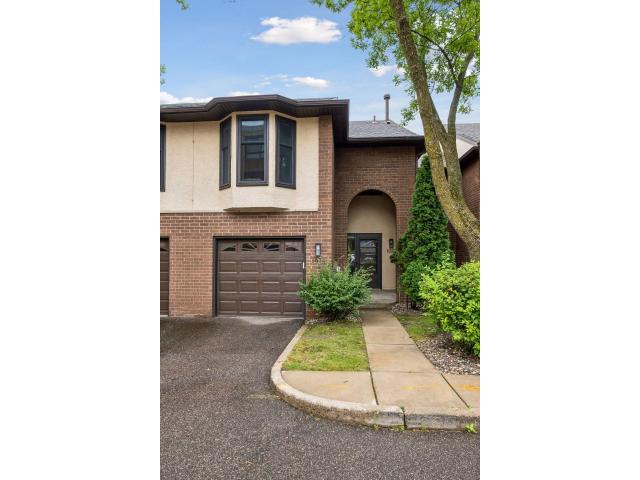 1926 Dupont Avenue S Minneapolis MN 55403 - MLS# 7107393