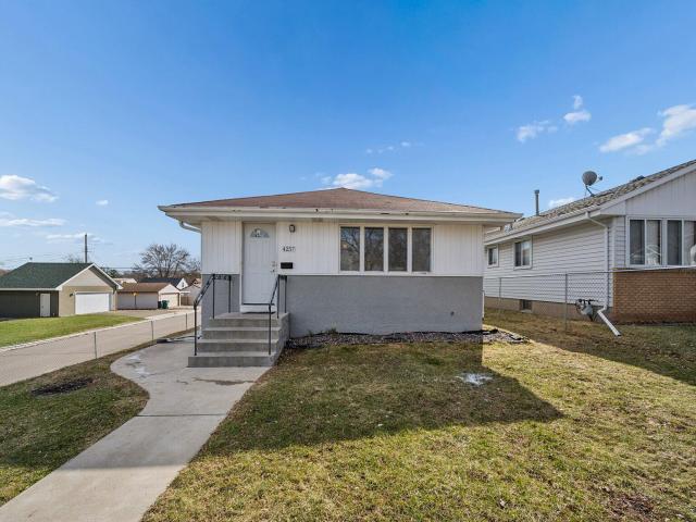 4257 5th Street NE Minneapolis MN 55421 - MLS# 7107610