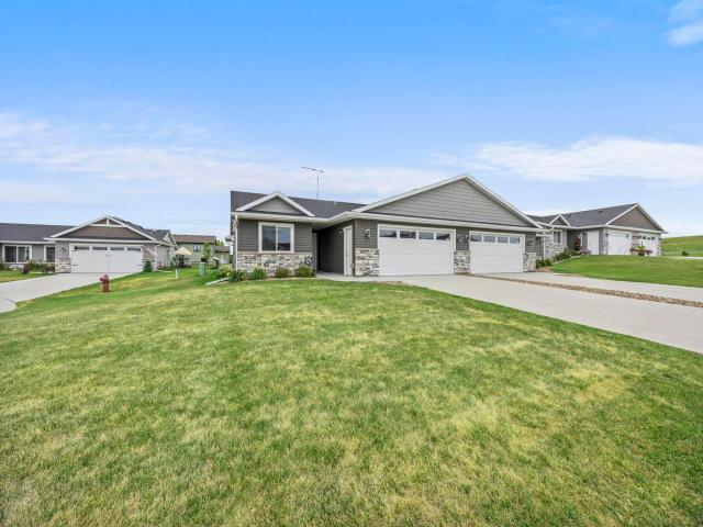885 Tall Grass Court Wanamingo MN 55983 - MLS# 7107916