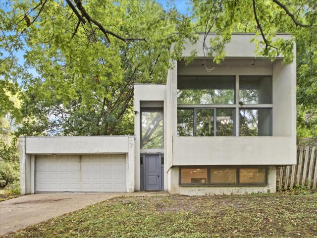 2280 E Medicine Lake Boulevard Minneapolis MN 55441 - MLS# 7107946