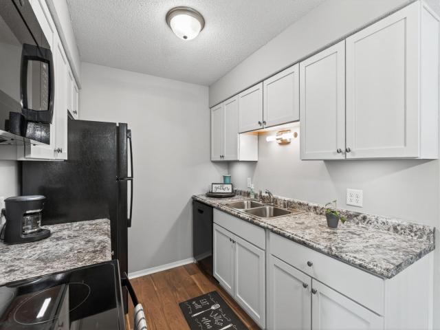 7412 W 22nd Street Unit 104 Saint Louis Park MN 55426 - MLS# 7108243