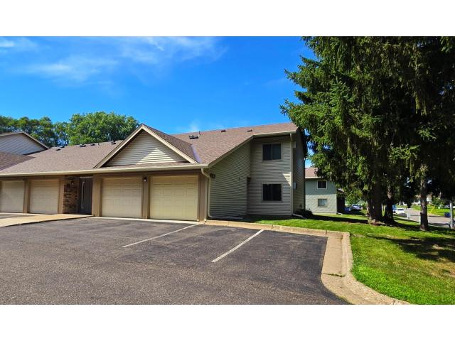 1585 Cohansey Street Unit 101 Saint Paul MN 55117 - MLS# 7108360
