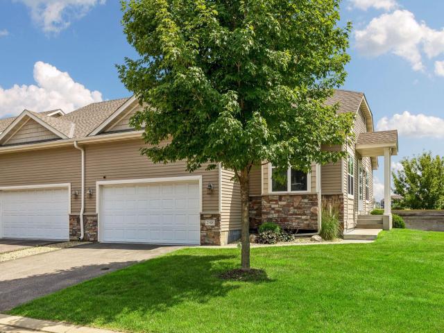 2588 Vierling Drive E Shakopee MN 55379 - MLS# 7108415