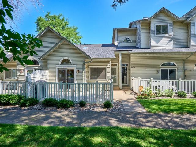 12857 82nd Place N Maple Grove MN 55369 - MLS# 7108601
