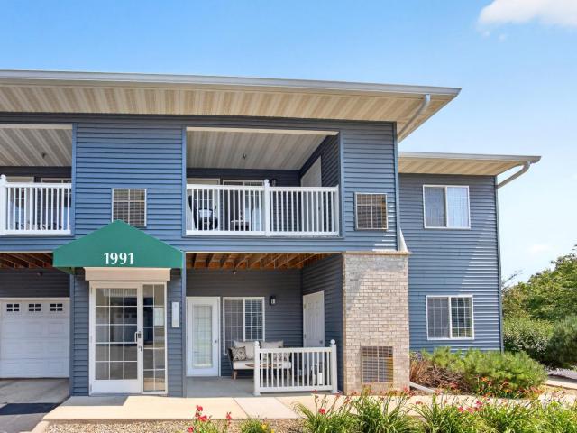 1991 29th Place NW Unit 101 Rochester MN 55901 - MLS# 7108682
