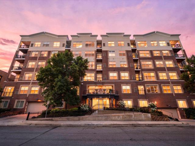 301 Oak Grove Street Unit 308 Minneapolis MN 55403 - MLS# 7108803