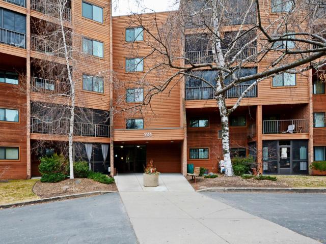 3320 Louisiana Avenue S Unit 106 Minneapolis MN 55426 - MLS# 7108920