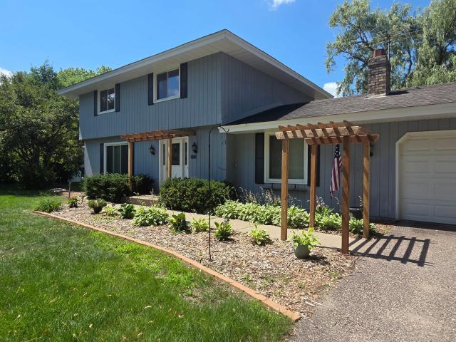 2755 Olive Lane N Minneapolis MN 55447 - MLS# 7108940