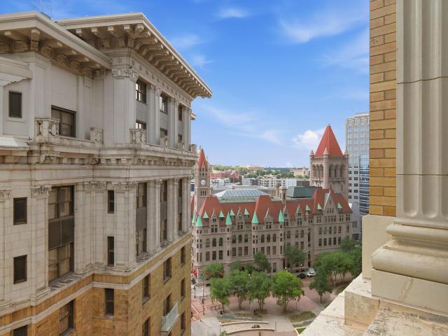 350 Saint Peter Street Unit 1102 Saint Paul MN 55102 - MLS# 7108958