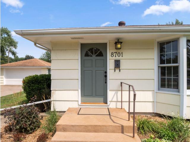 8701 Vincent Avenue S Minneapolis MN 55431 - MLS# 7109015