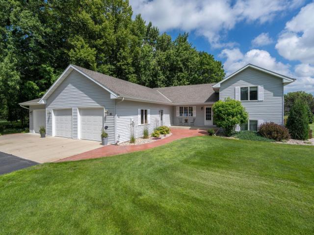 80 Canterbury Court Mankato MN 56001 - MLS# 7109158