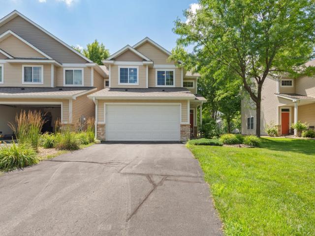 2402 Elianna Drive Northfield MN 55057 - MLS# 7109186
