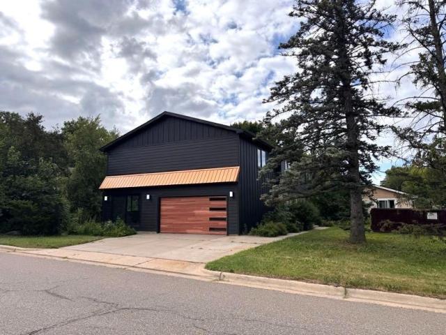 6601 Naomi Drive Minneapolis MN 55439 - MLS# 7109486