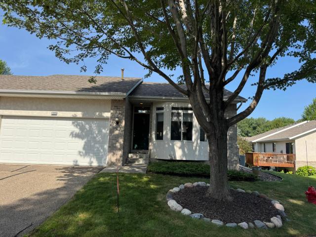 13323 Glenhaven Court Apple Valley MN 55124 - MLS# 7109596