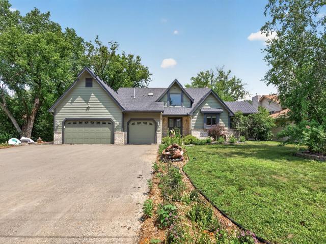 7640 Douglas Drive N Brooklyn Park MN 55443 - MLS# 7109651
