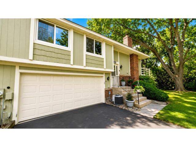 6869 Macbeth Court Saint Paul MN 55125 - MLS# 7109885