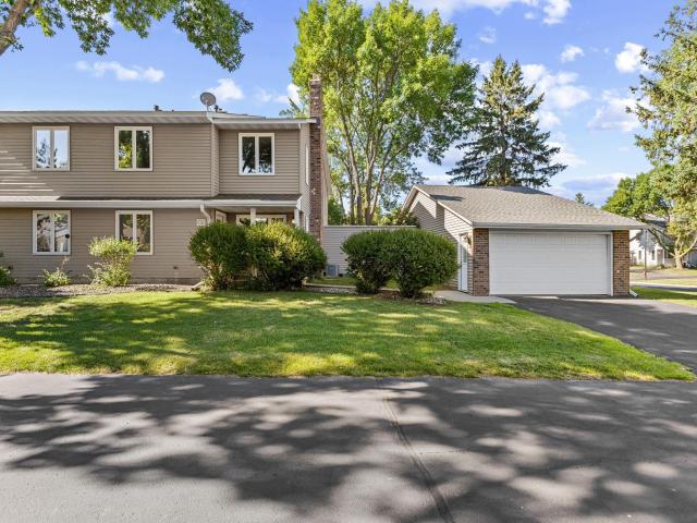 9390 Ranchview Lane N Osseo MN 55369 - MLS# 7109896