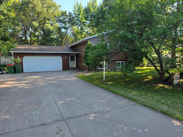 530 156th Lane NW Andover MN 55304 - MLS# 7110221