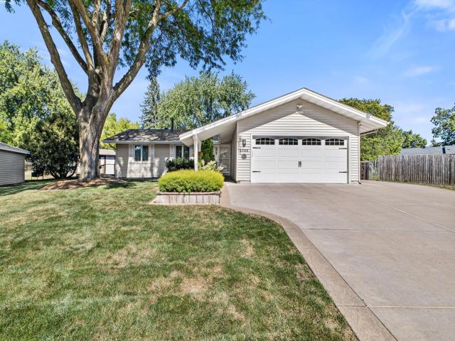 1993 Warbler Lane Saint Paul MN 55119 - MLS# 7110281