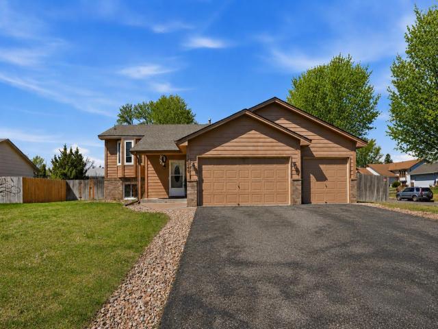 12048 Zea Street NW Minneapolis MN 55433 - MLS# 7110311