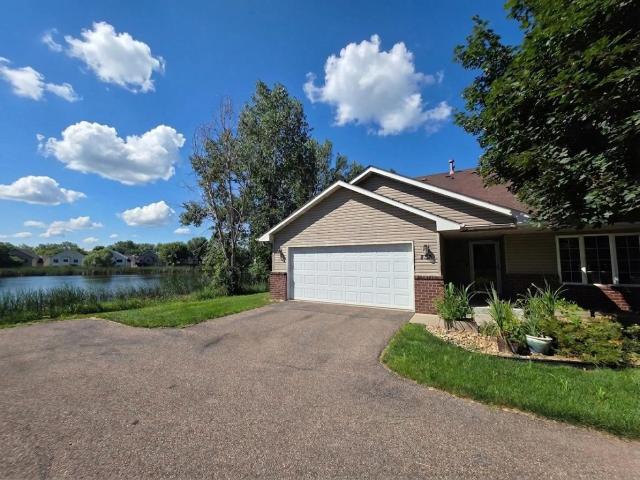 832 Matthew Drive Chaska MN 55318 - MLS# 7110658