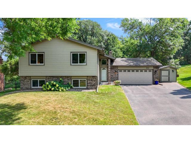 8944 Darnel Road Eden Prairie MN 55347 - MLS# 7110664