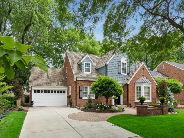 5011 Bruce Avenue Edina MN 55424 - MLS# 7110712