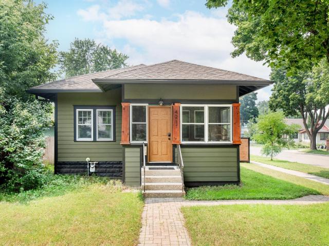 421 Snelling Avenue S Saint Paul MN 55105 - MLS# 7110718