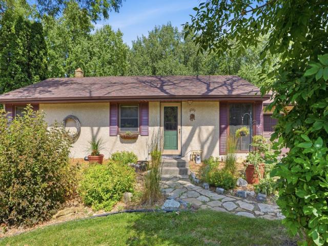 2686 Victoria Street N Saint Paul MN 55113 - MLS# 7110919