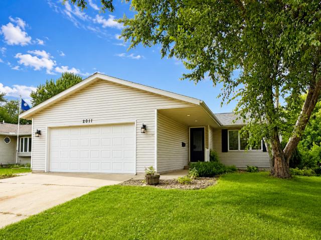 2011 50th Street NW Rochester MN 55901 - MLS# 7111013