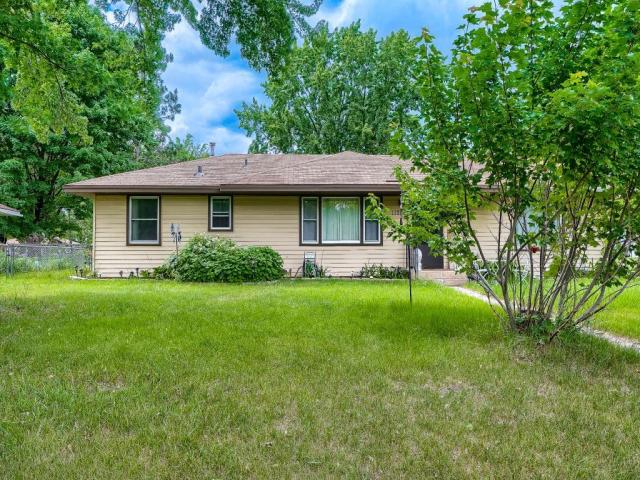 11256 Arrowhead Street NW Coon Rapids MN 55433 - MLS# 7111116