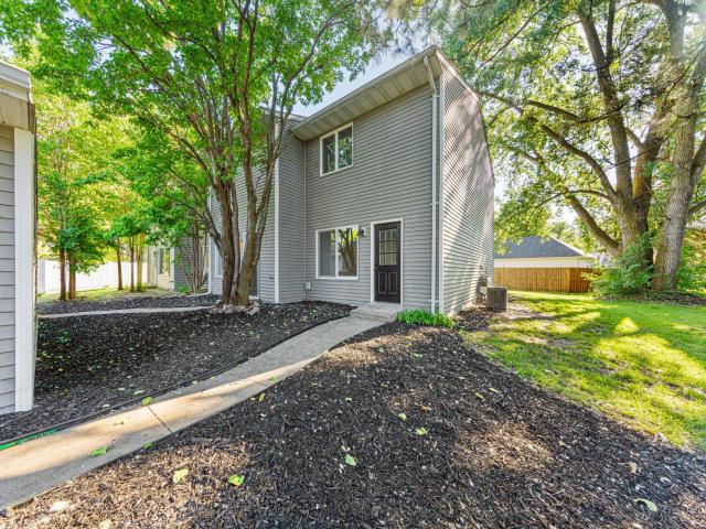 1639 Pleasant View Drive North Mankato MN 56003 - MLS# 7111196