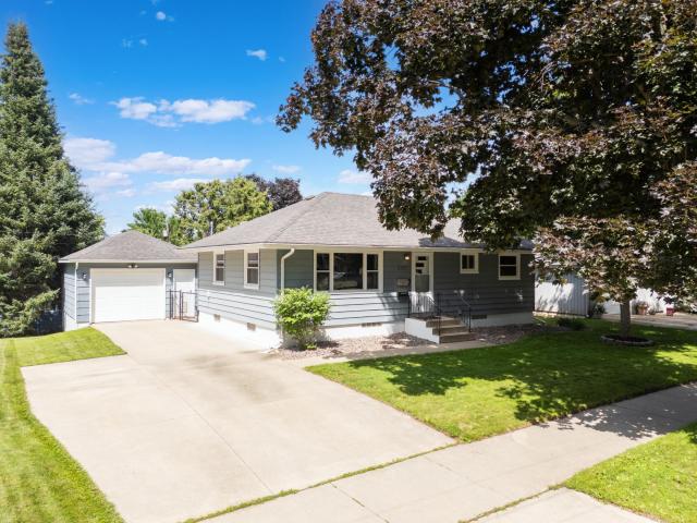 2309 24th Street NW Rochester MN 55901 - MLS# 7111324