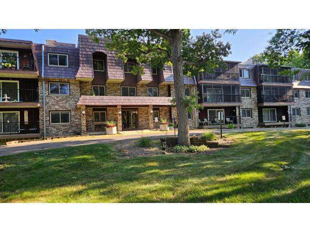 260 Westview Drive Unit 303 Saint Paul MN 55118 - MLS# 7111421