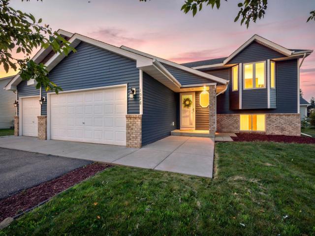 1528 Homestead Street Shakopee MN 55379 - MLS# 7111432