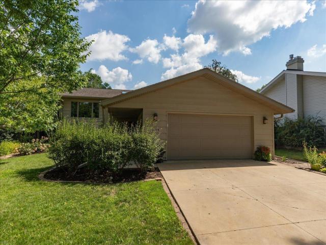 2524 25th Street NW Rochester MN 55901 - MLS# 7111439